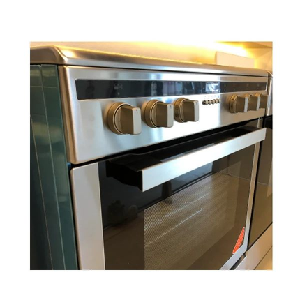 Midea Induction Freestanding Cooker